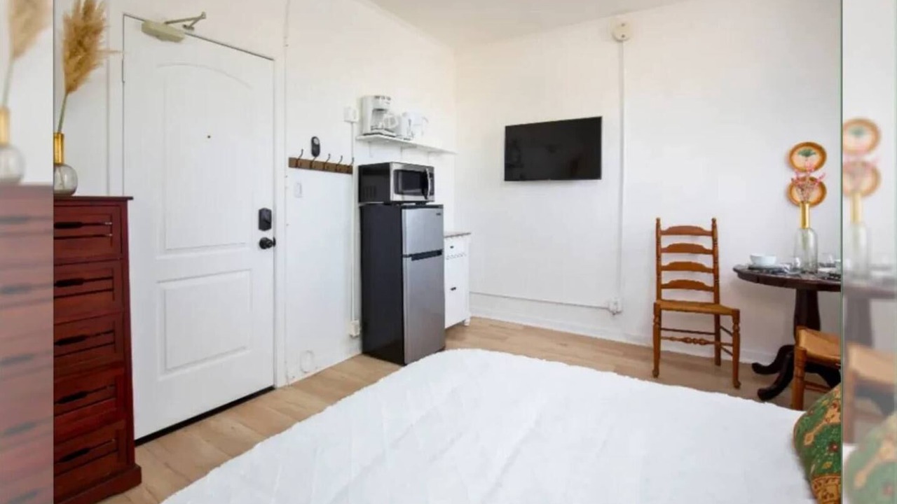 Photo of Bedroom in Westlake