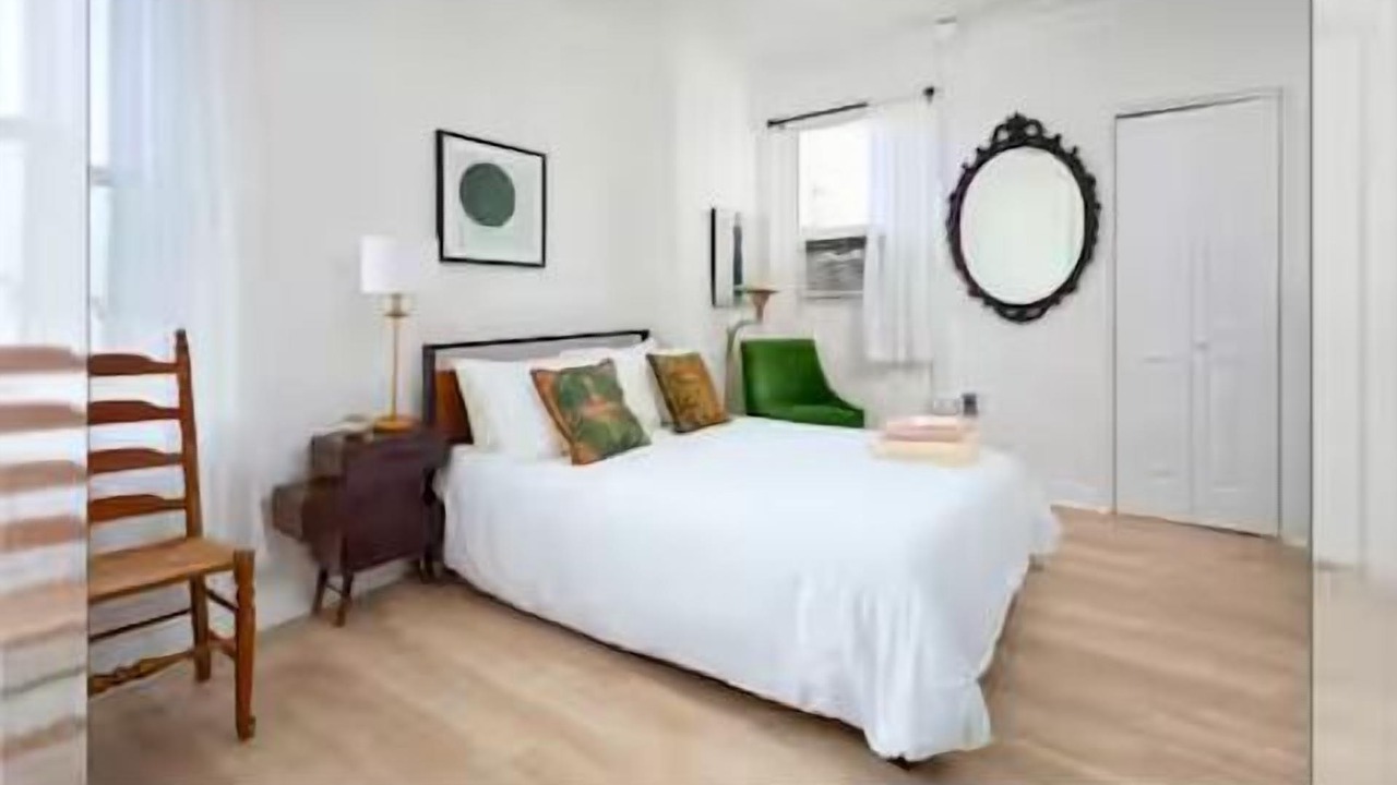 Photo of Bedroom in Westlake