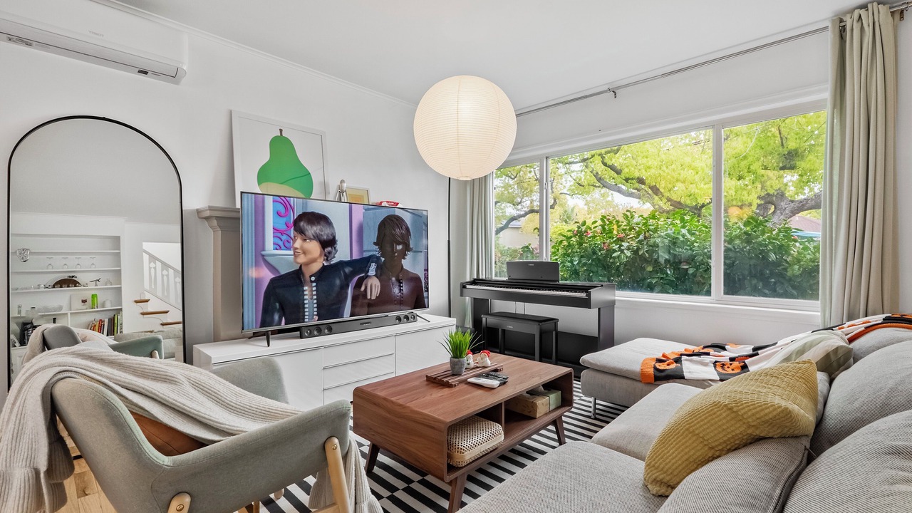 Photo of Livingroom in Redwood City
