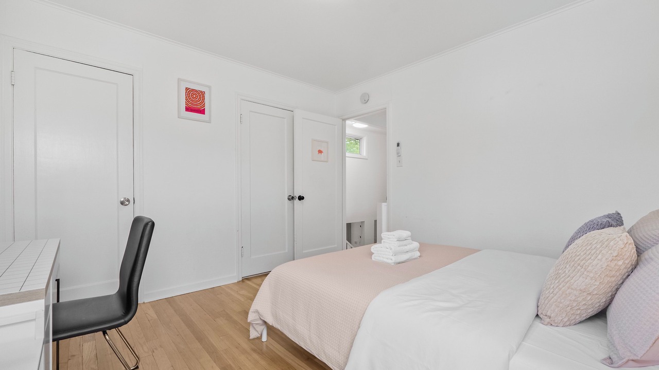 Photo of Bedroom in Redwood City