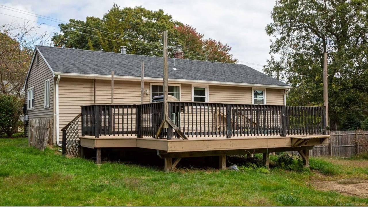 Photo of Patio Balcony in Montville