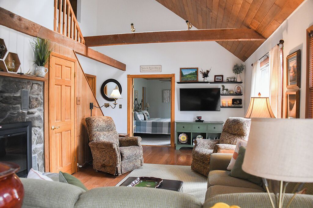 Photo of Livingroom in Narrowsburg