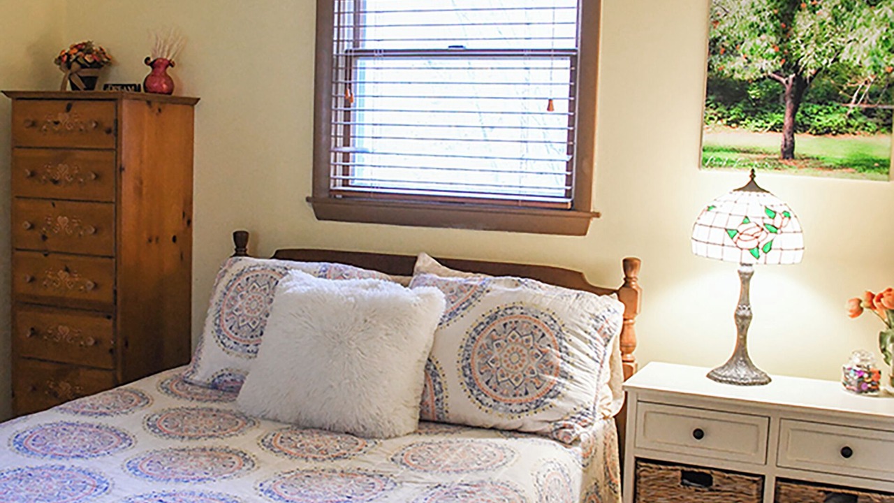 Photo of Bedroom in Narrowsburg