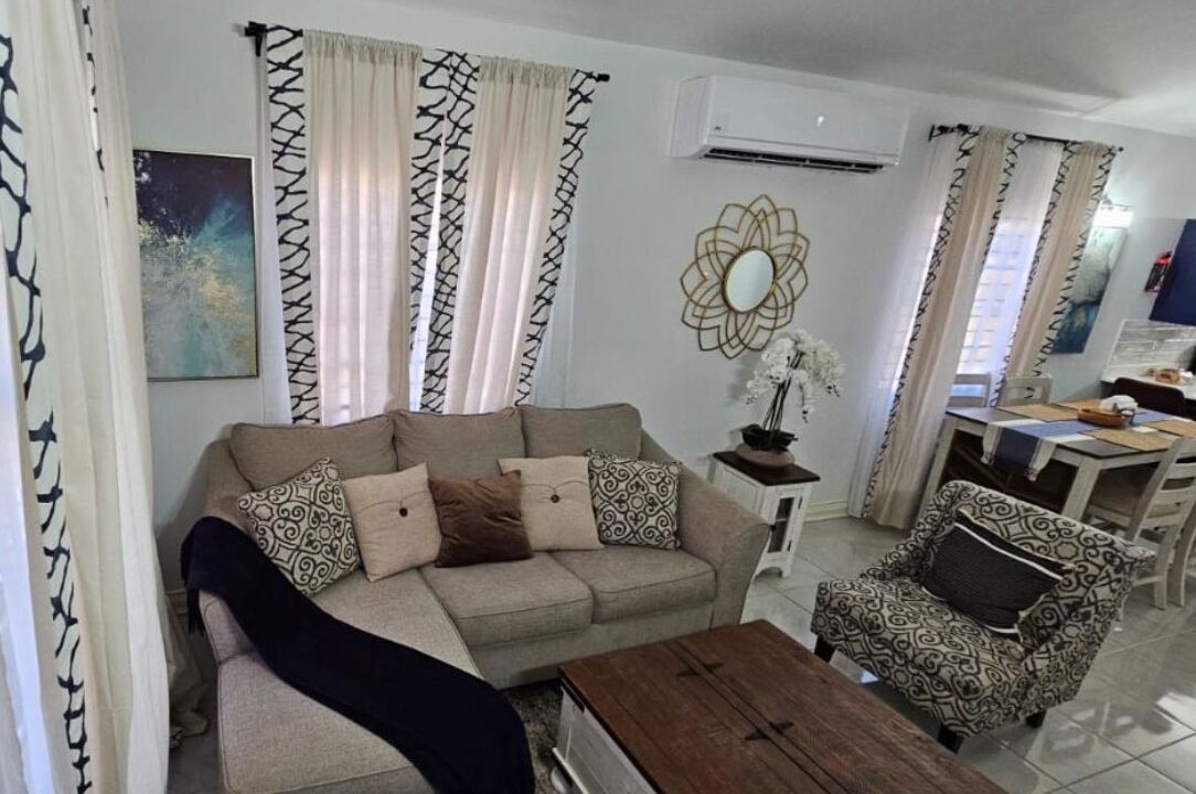 Photo of Livingroom in Discovery Bay