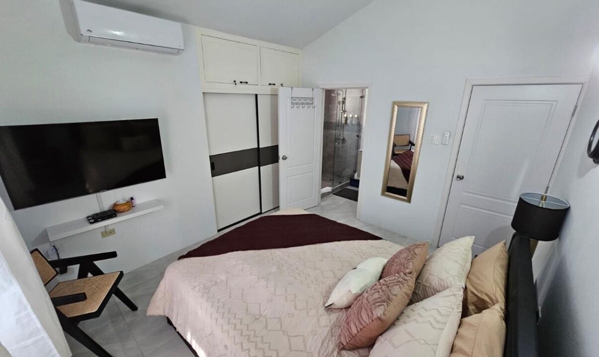 Photo of Bedroom in Discovery Bay