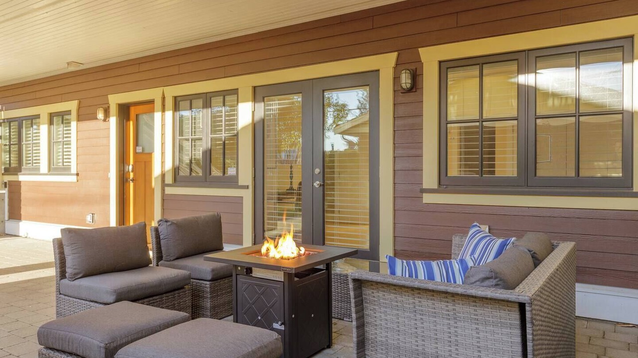 Photo of Patio Balcony in Lower Lonsdale