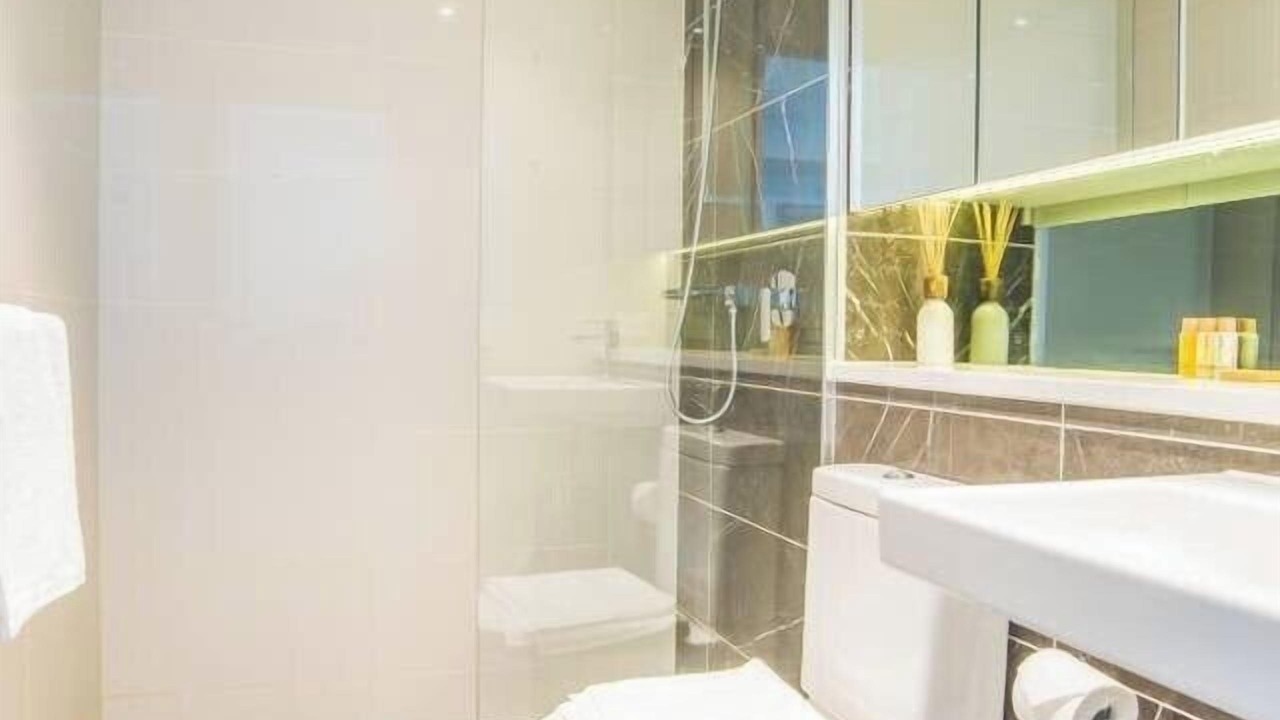 Photo of Bathroom in Wentworth Point