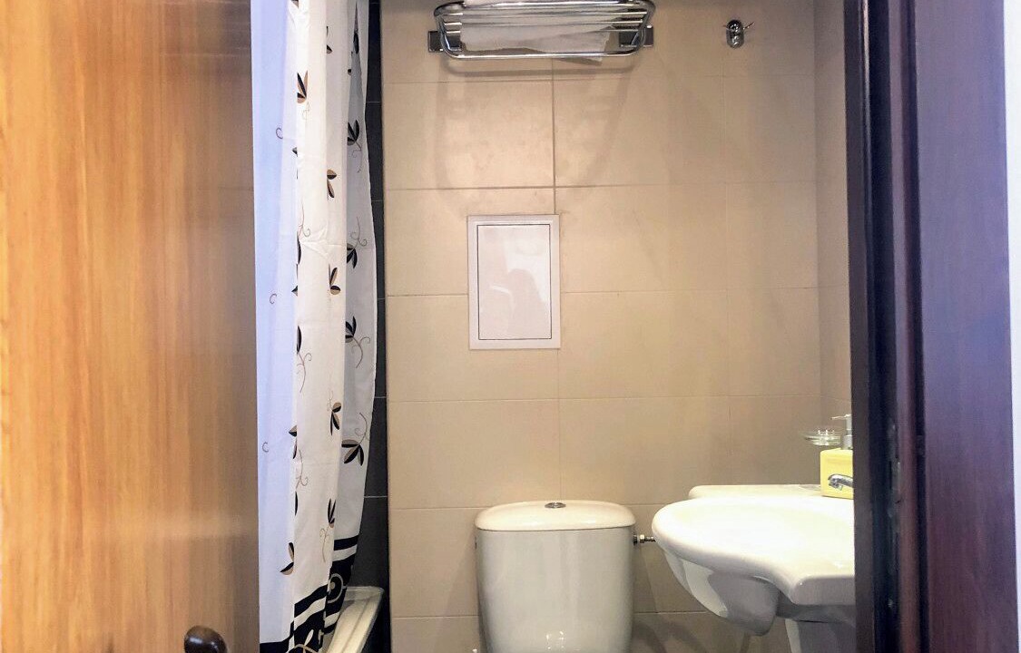 Photo of Bathroom in Shiligarnika