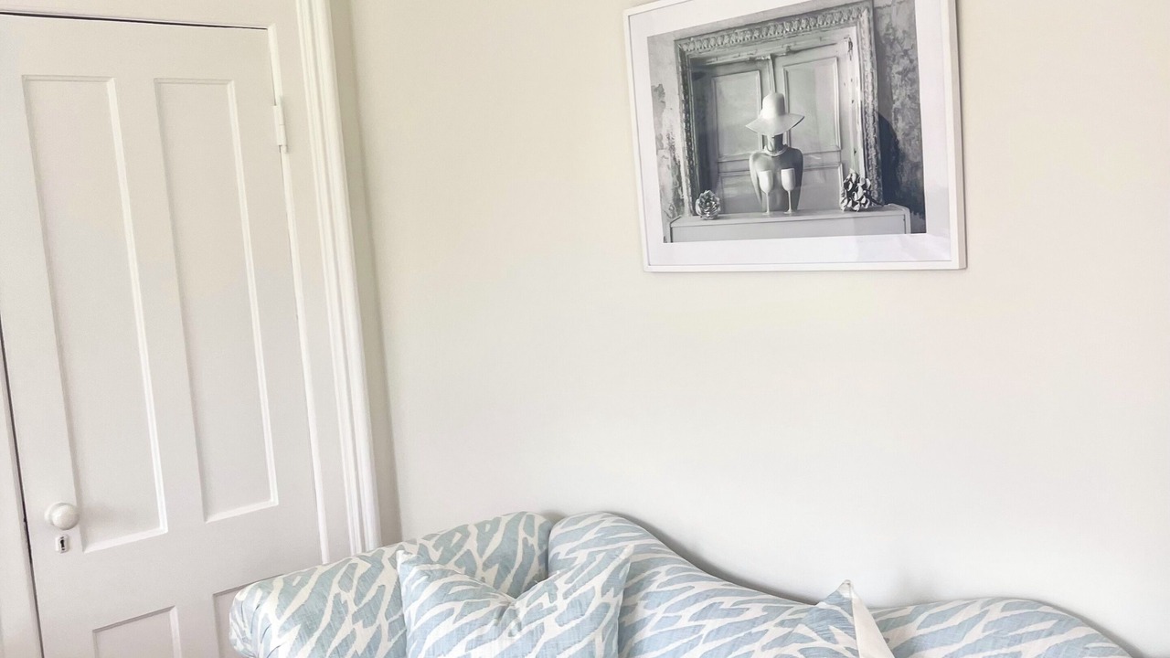 Photo of Livingroom in Westbrook Center