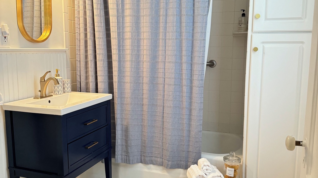 Photo of Bathroom in Westbrook Center