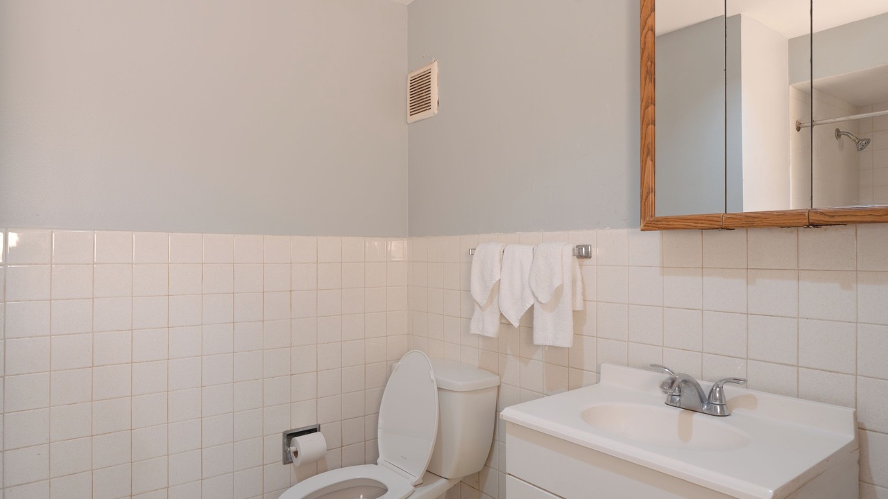 Photo of Bathroom in West Ridge