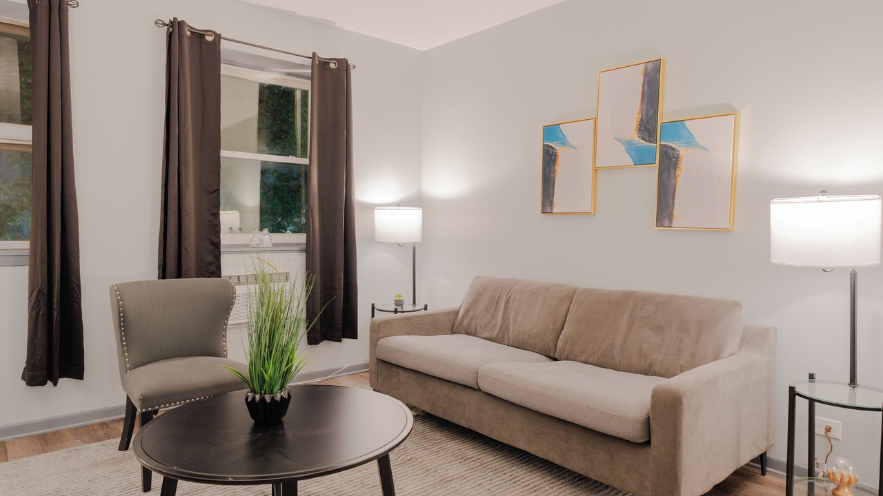 Photo of Livingroom in West Ridge