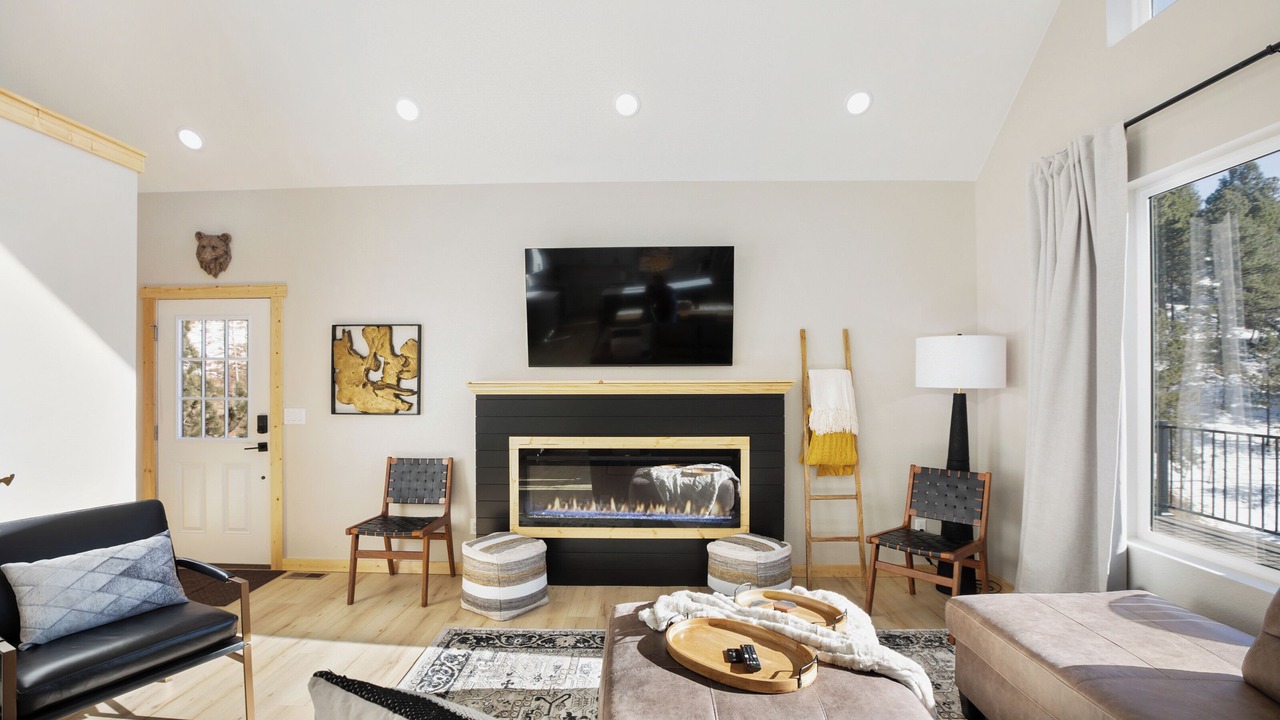 Photo of Livingroom in Rainbow Valley