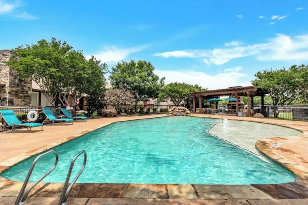 Photo of Outdoor in Addison