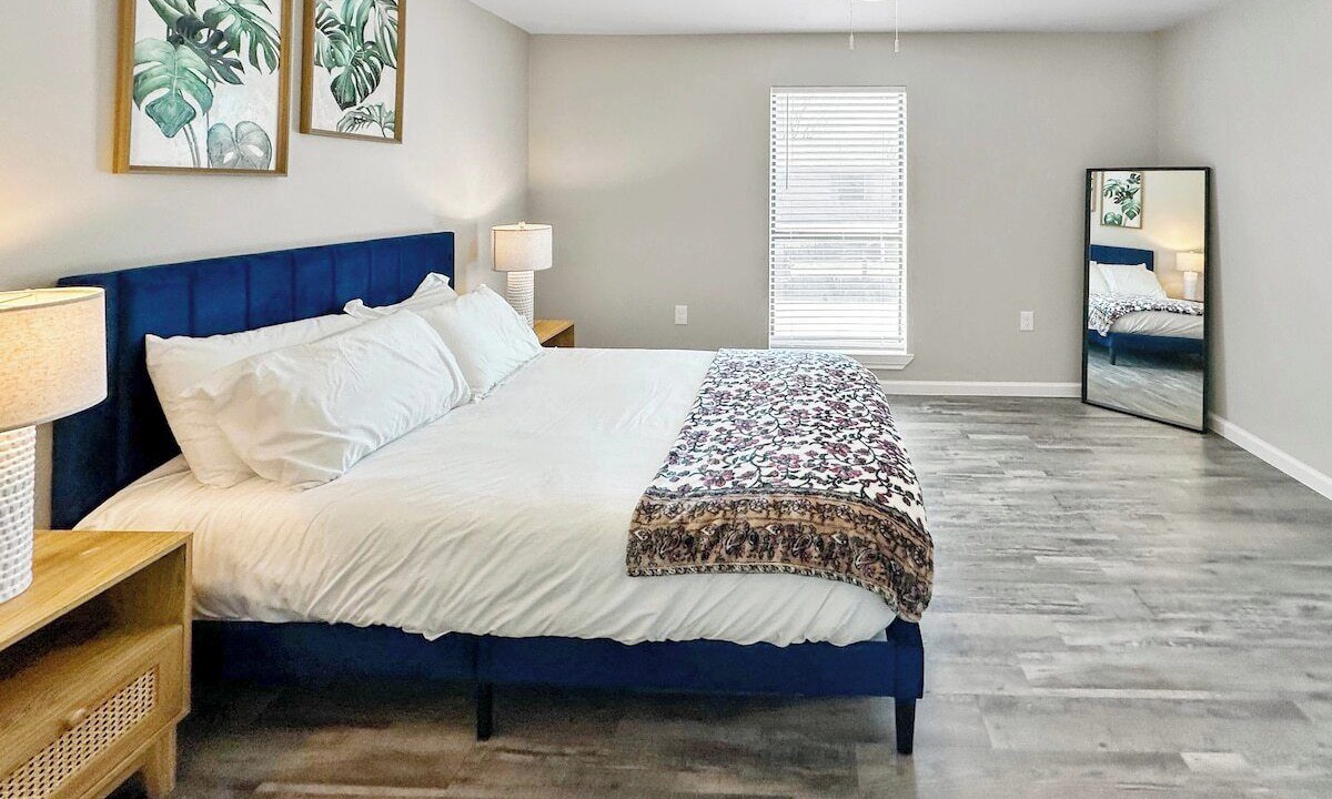 Photo of Bedroom in Addison