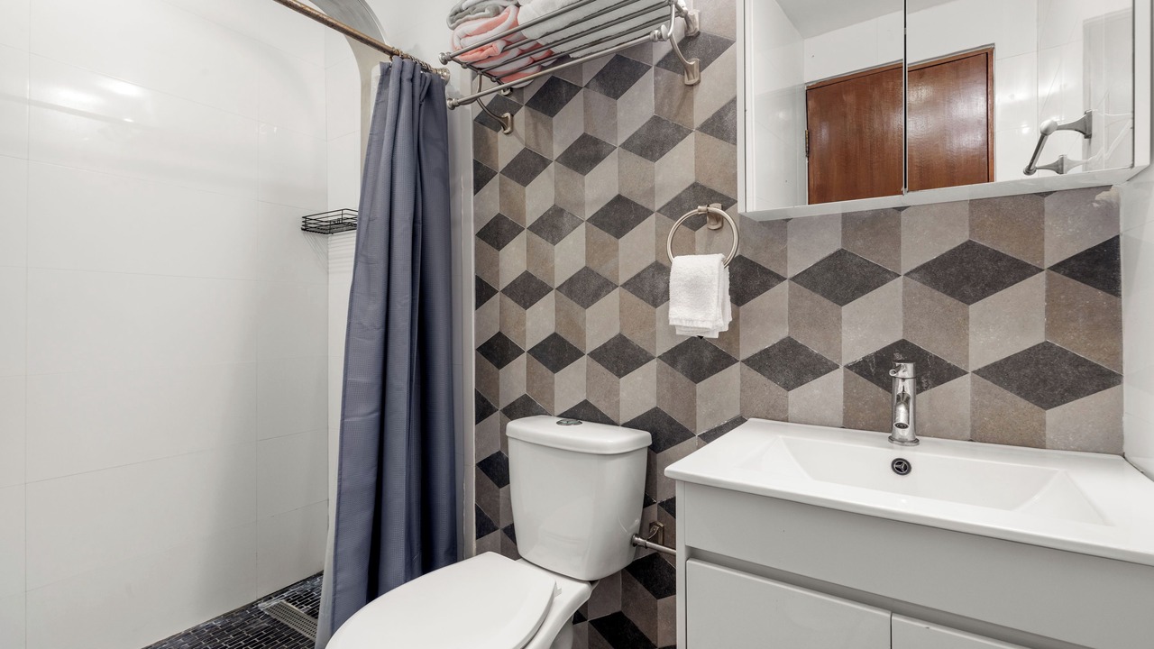 Photo of Bathroom in Mercado