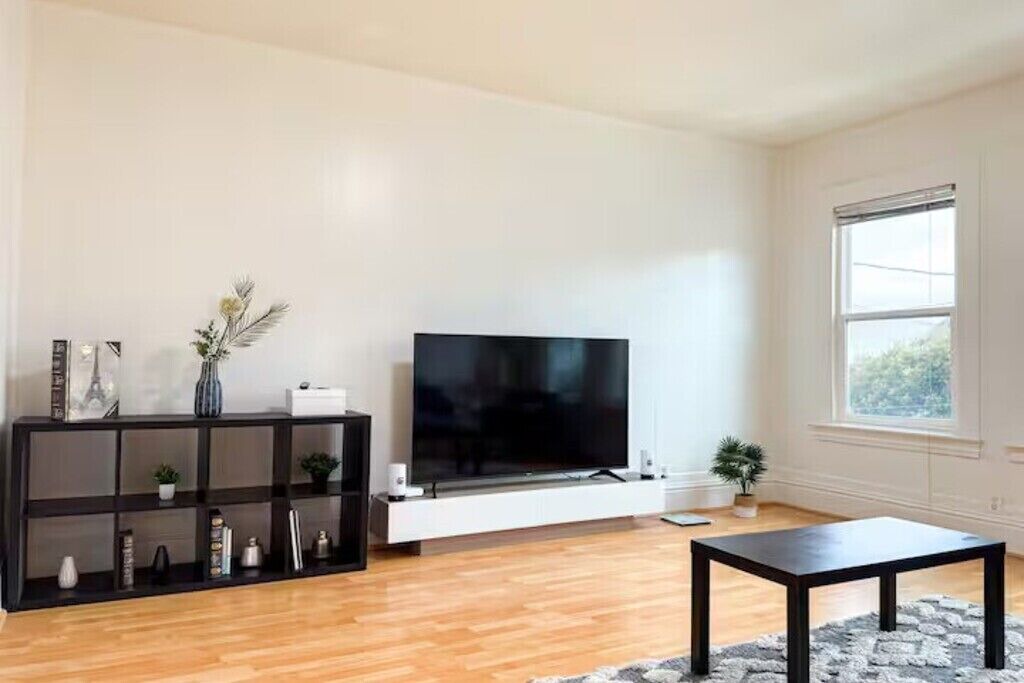 Photo of Livingroom in Outer Richmond
