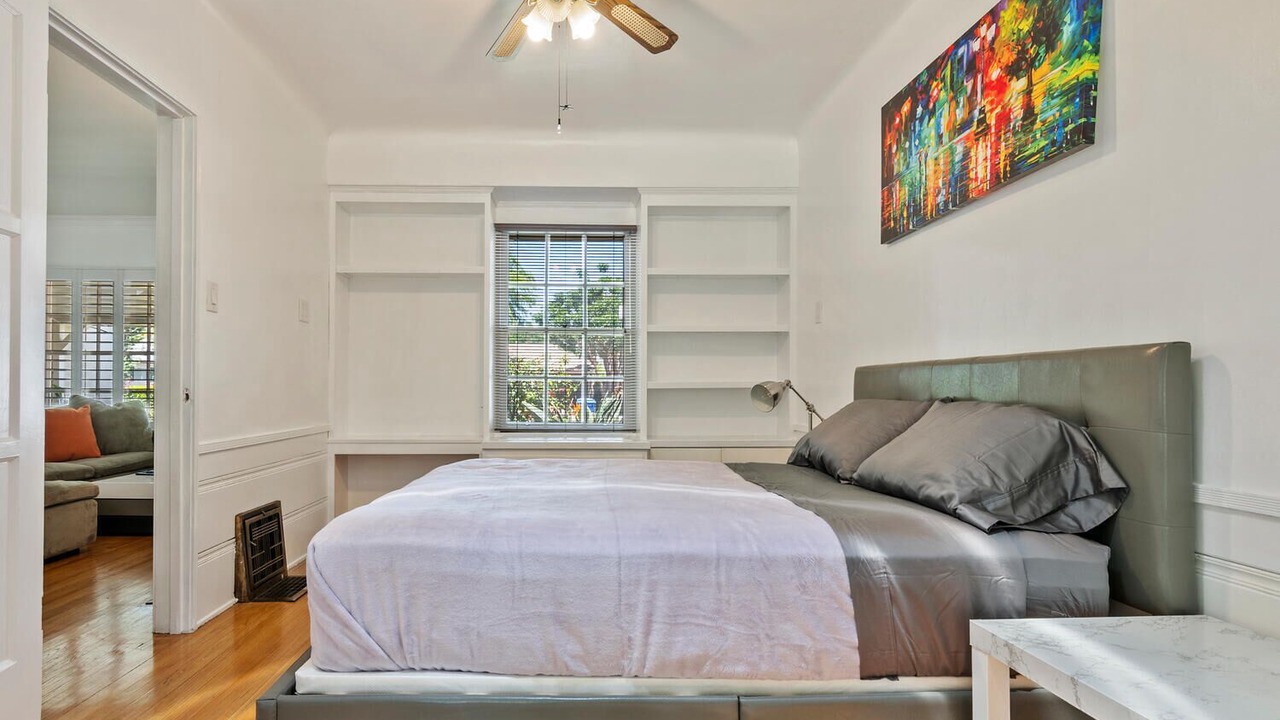 Photo of Bedroom in Valley Village