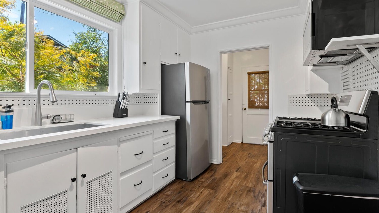 Photo of Kitchen in Valley Village