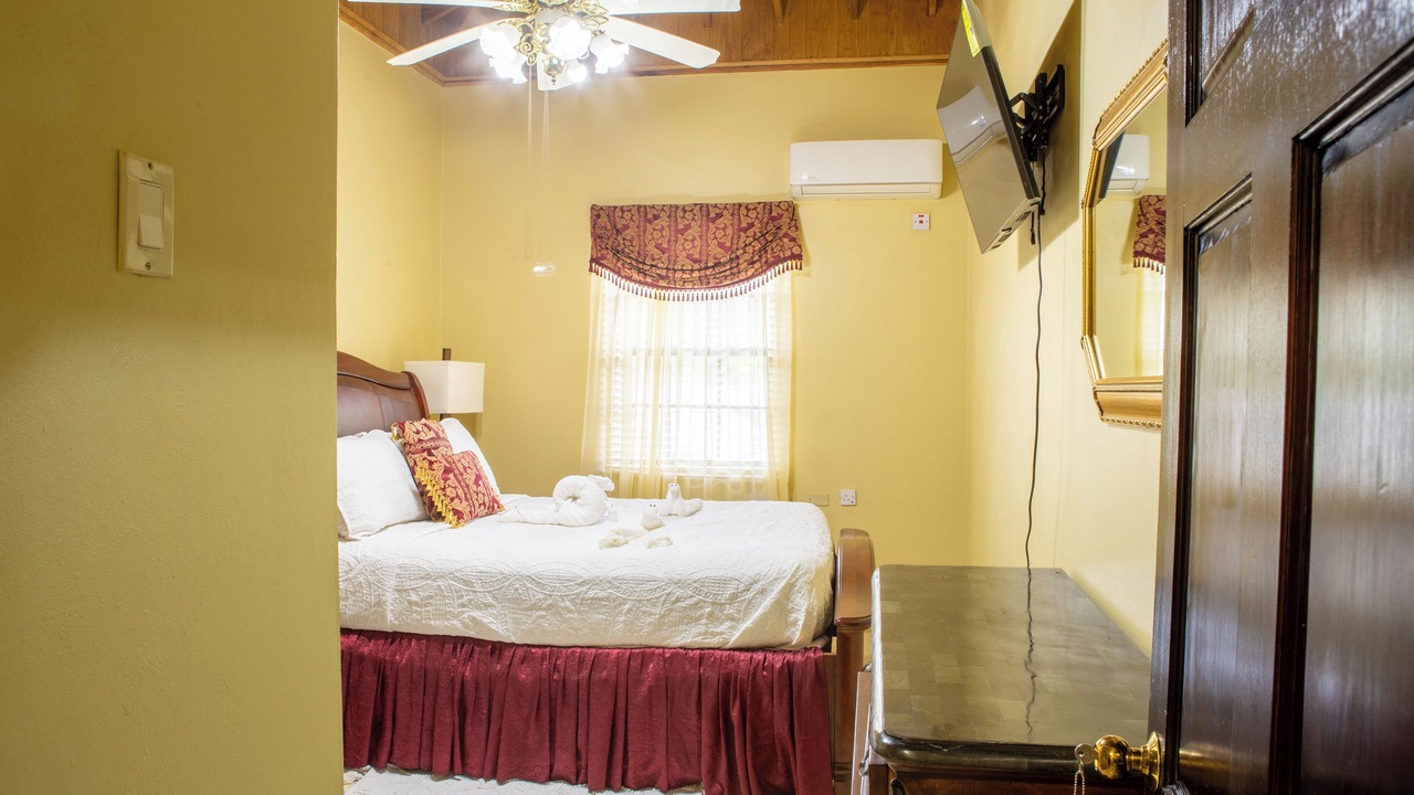 Photo of Bedroom in Plantation Village