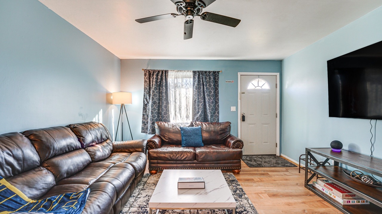Photo of Livingroom in Mitchell