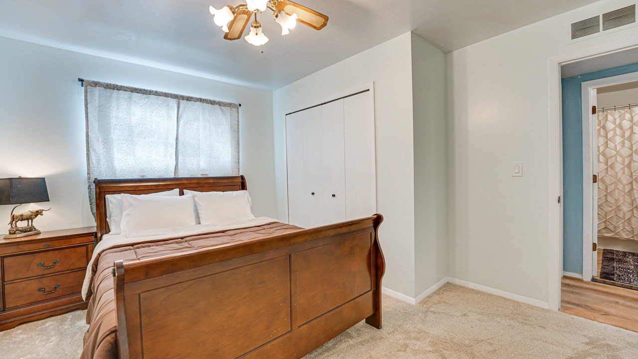 Photo of Bedroom in Mitchell