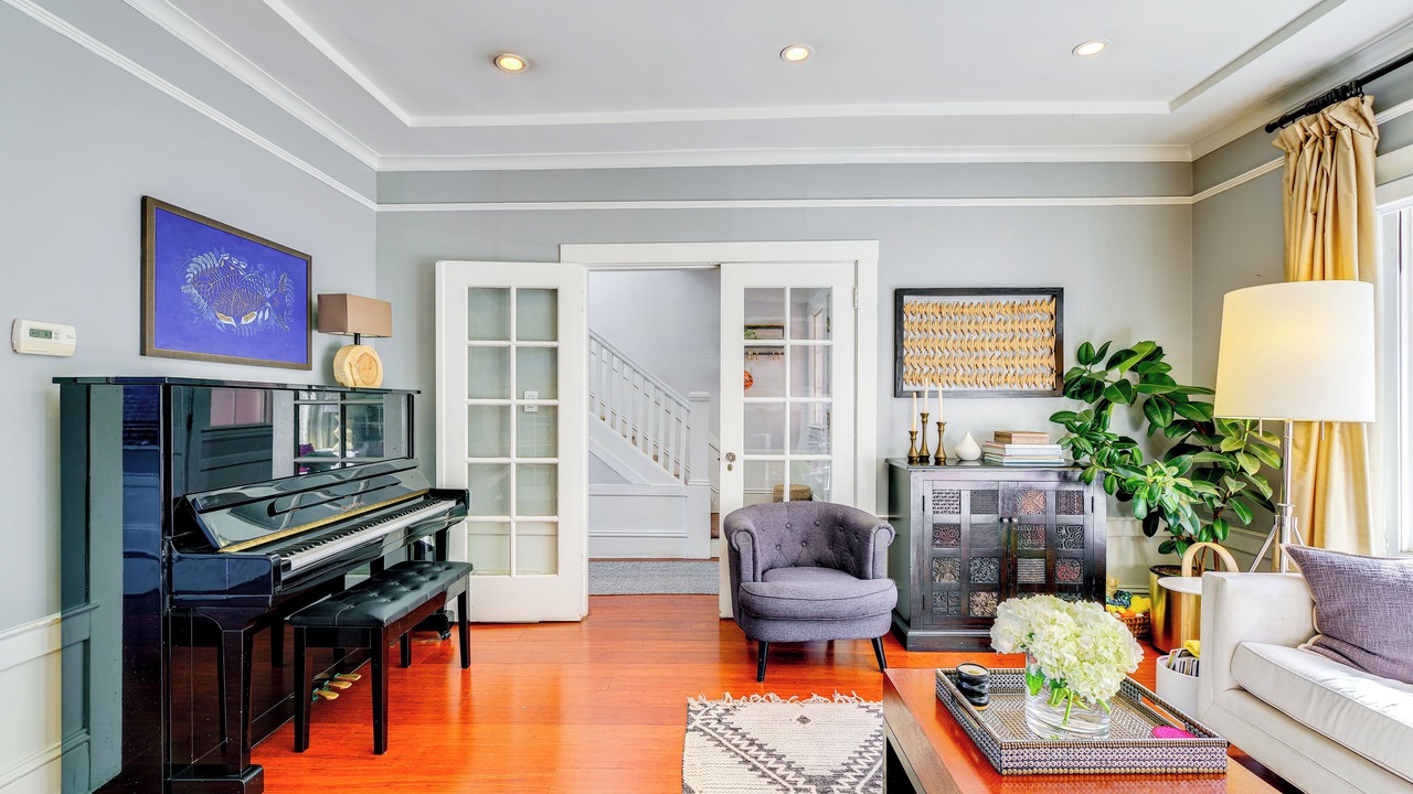 Photo of Livingroom in Eureka Valley