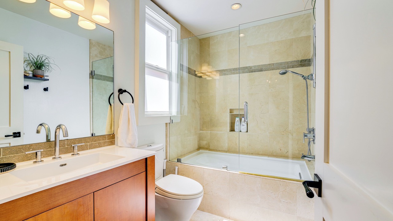 Photo of Bathroom in Eureka Valley