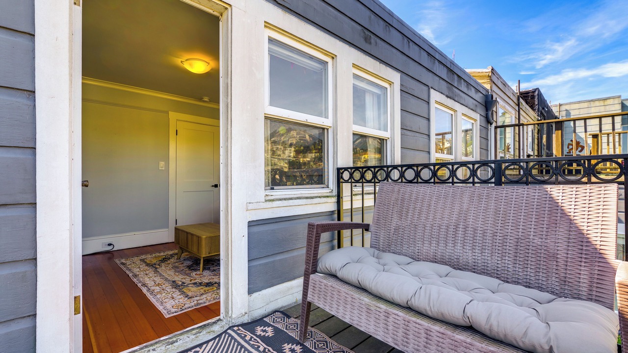Photo of Patio Balcony in Eureka Valley