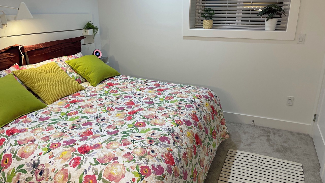 Photo of Bedroom in Maple Ridge