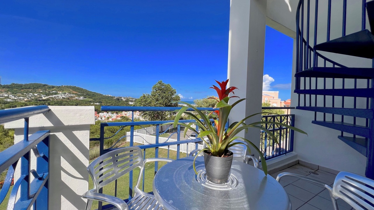 Photo of Outdoor in Machos