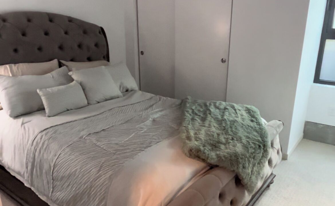 Photo of Bedroom in Tenderloin