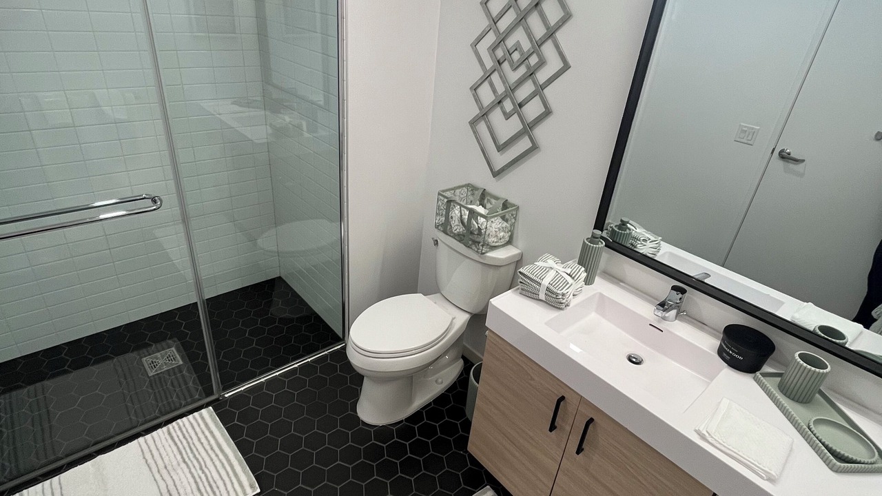 Photo of Bathroom in Tenderloin