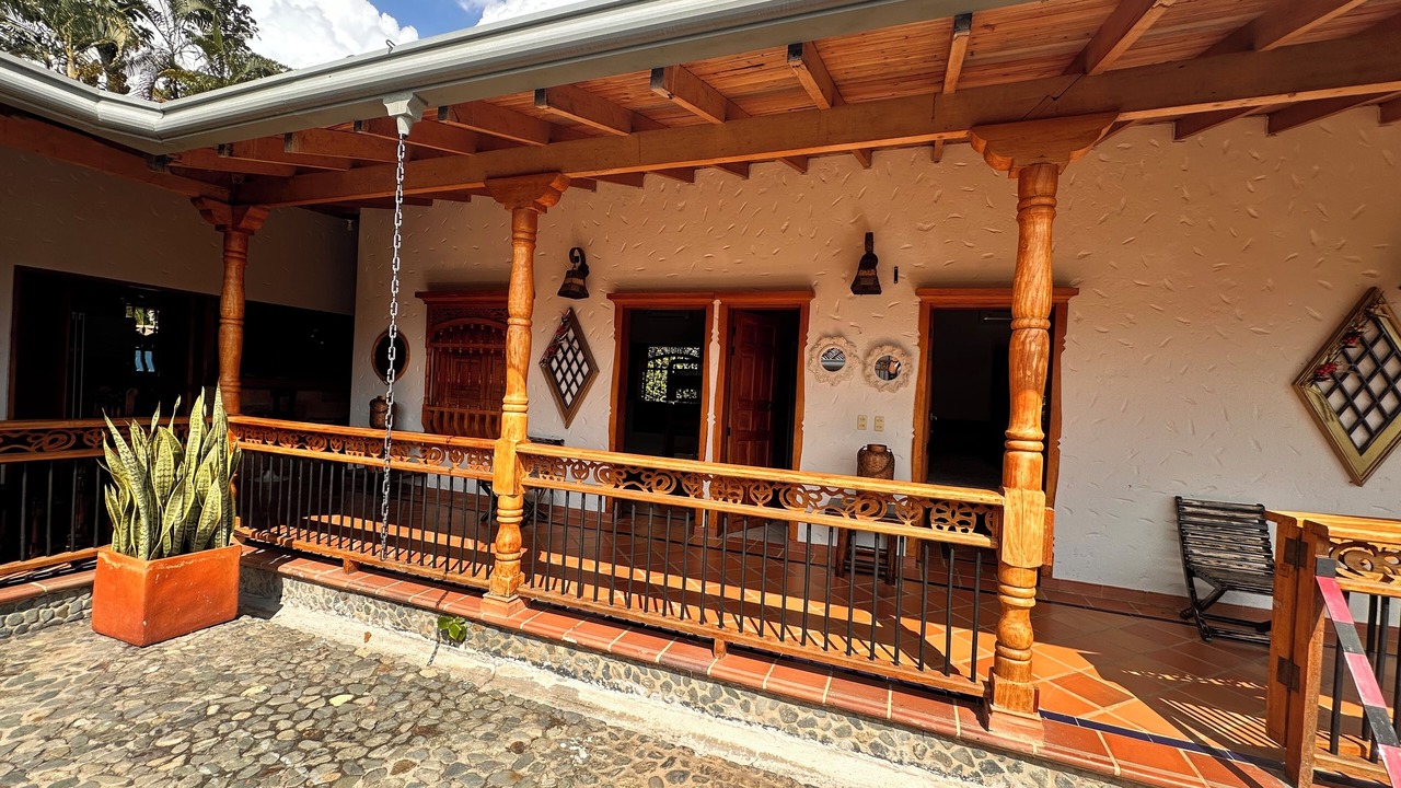 Photo of Patio Balcony in San Jeronimo