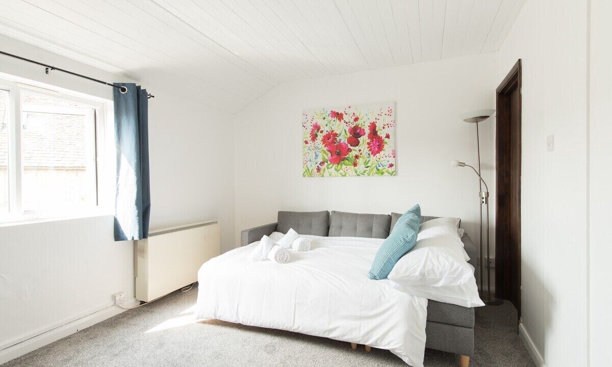Photo of Bedroom in Northleach