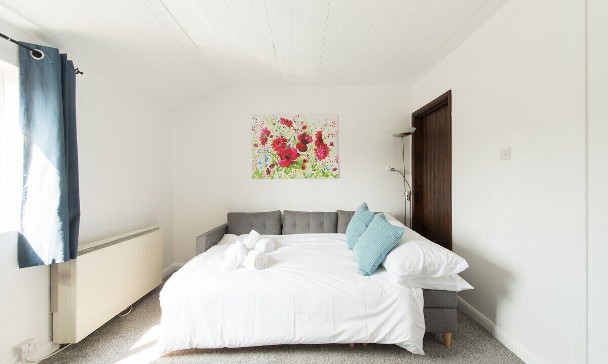 Photo of Bedroom in Northleach