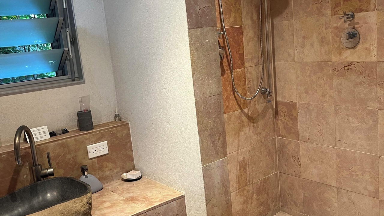 Photo of Bathroom in Spanish Town