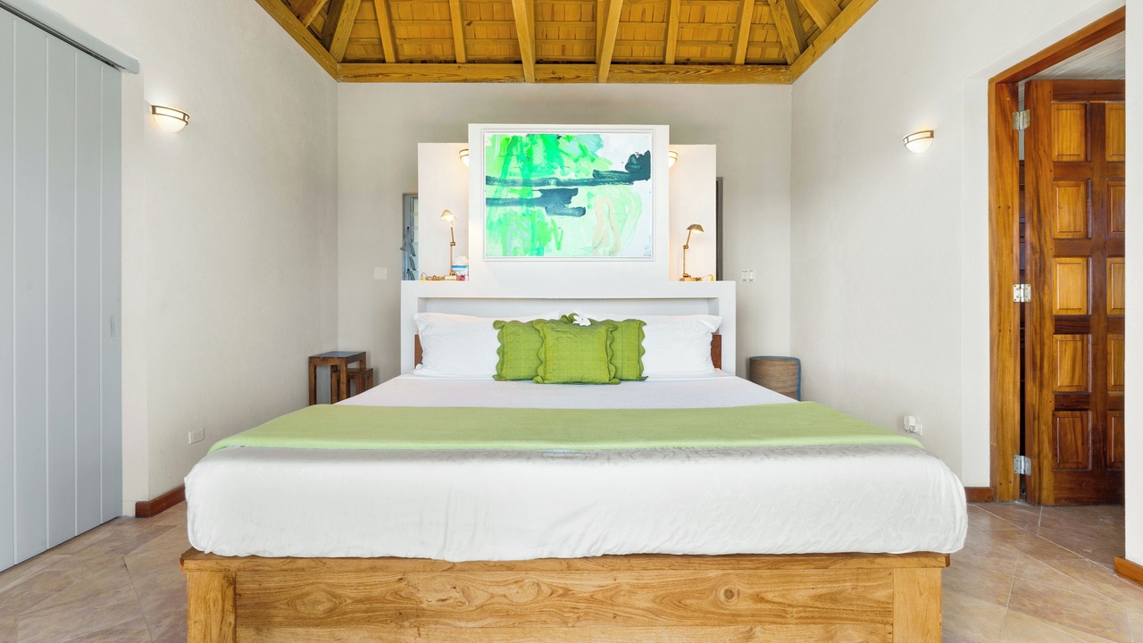 Photo of Bedroom in Spanish Town