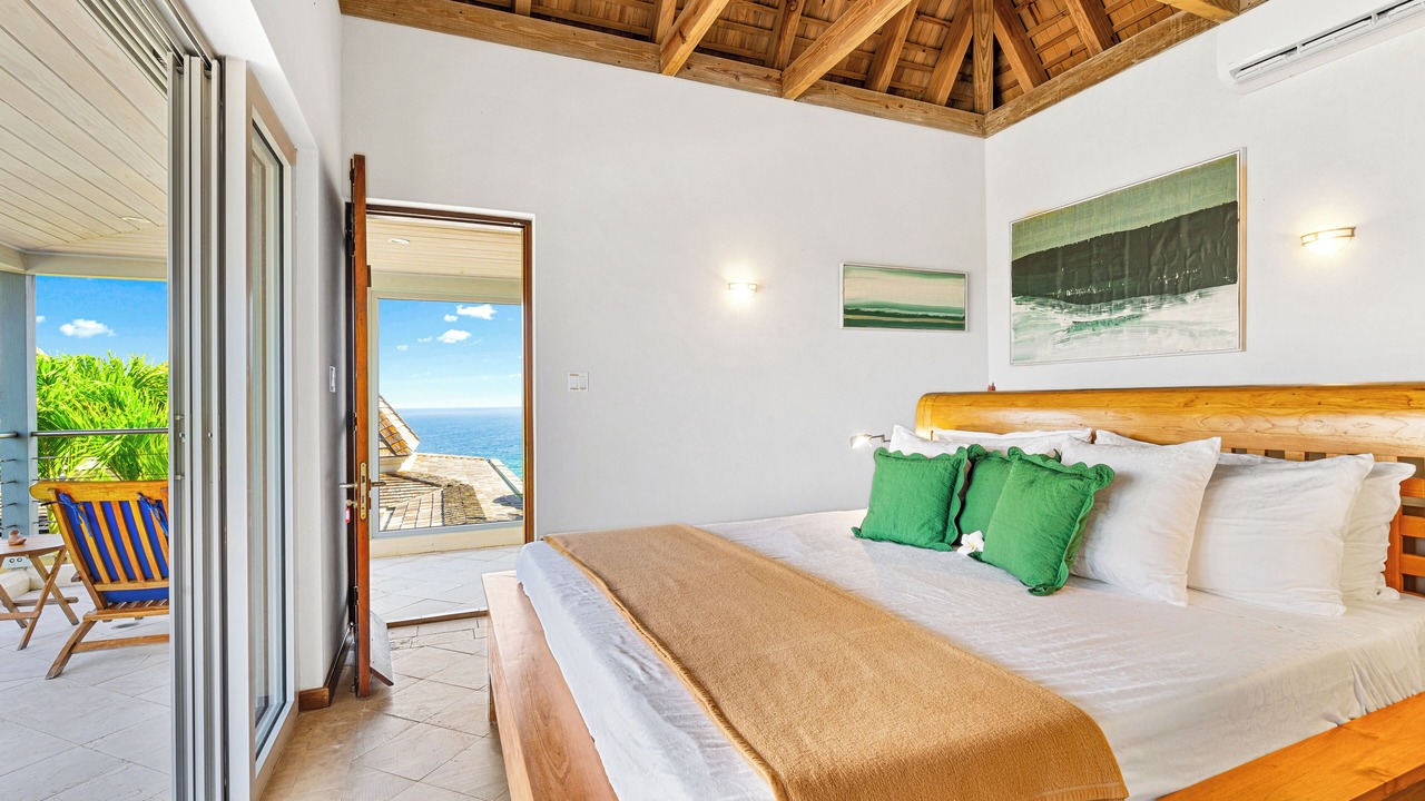 Photo of Bedroom in Spanish Town