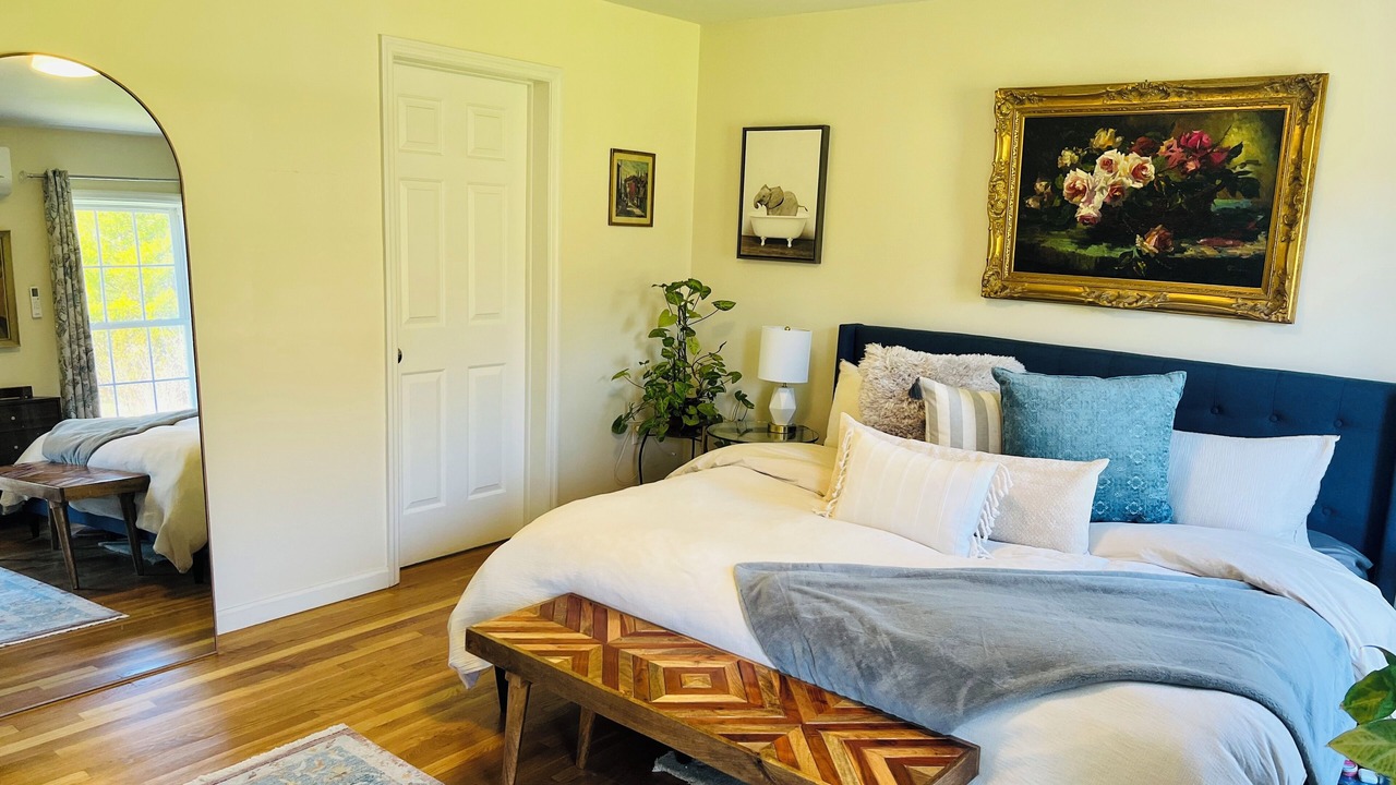 Photo of Bedroom in Accord