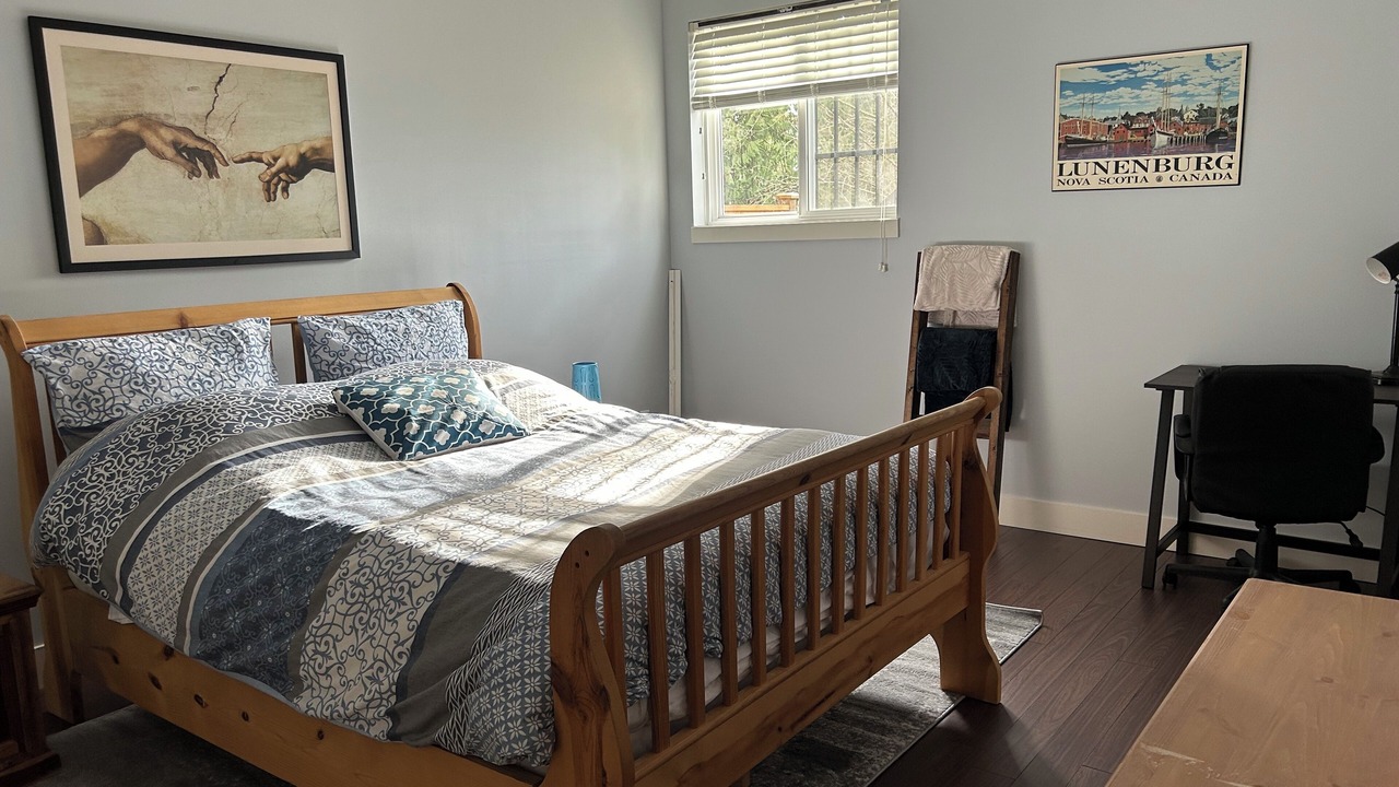 Photo of Bedroom in Maple Ridge