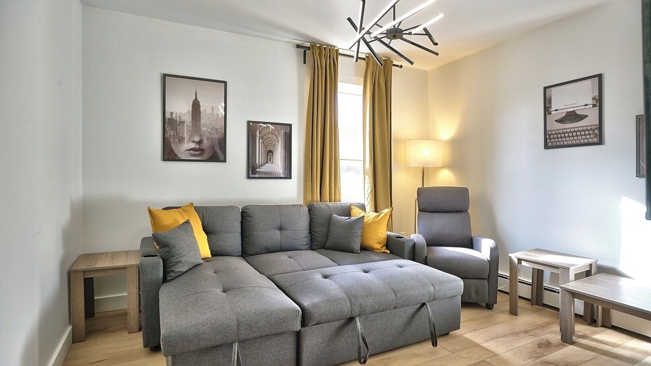 Photo of Livingroom in Sherbrooke