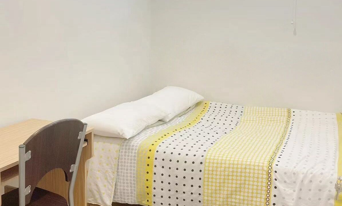 Photo of Bedroom in Arbutus Ridge