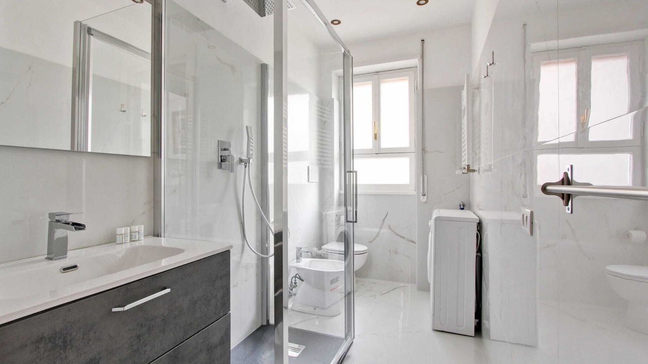 Photo of Bathroom in Quartiere XI Portuense