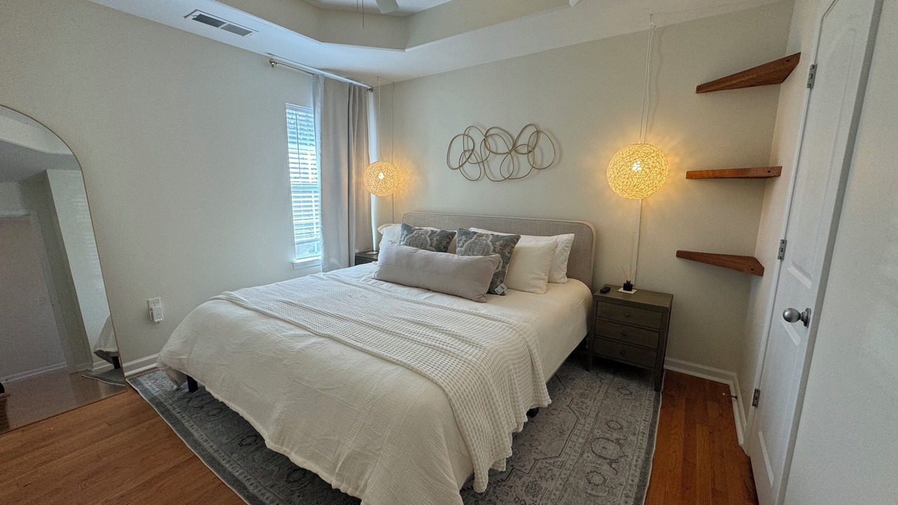 Photo of Bedroom in Montevallo