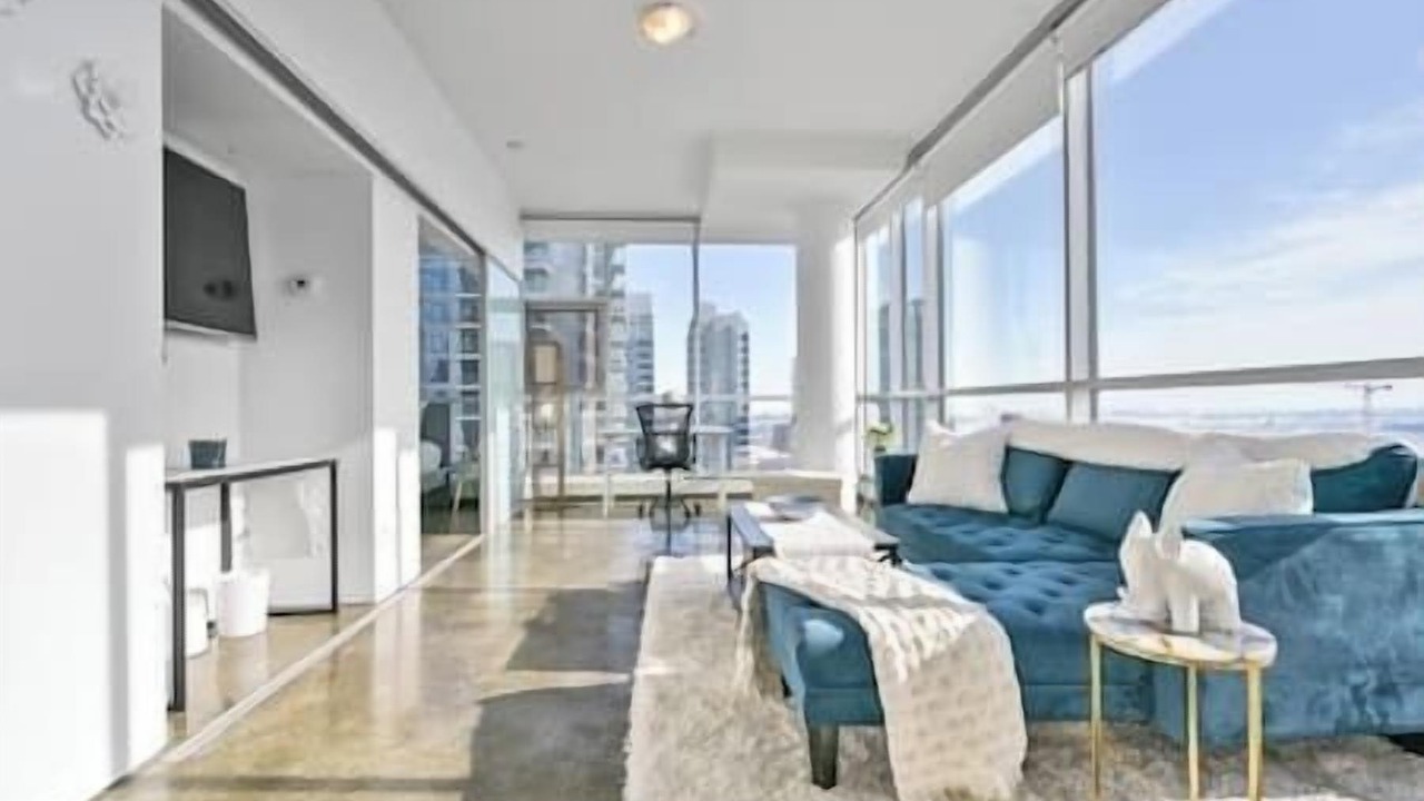 Photo of Livingroom in Beltline