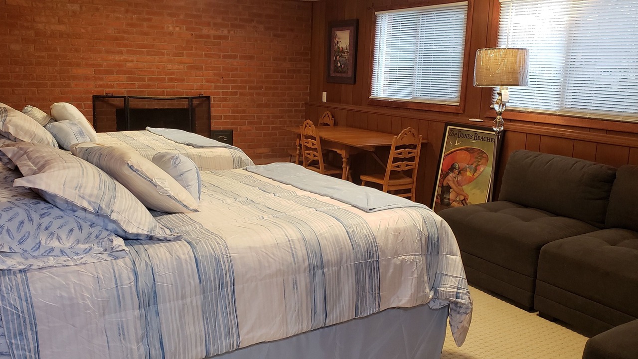 Photo of Bedroom in Kentwood