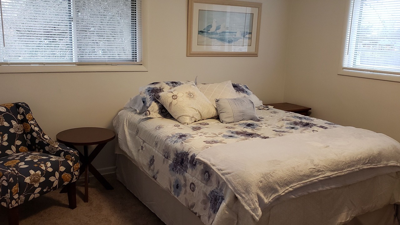 Photo of Bedroom in Kentwood