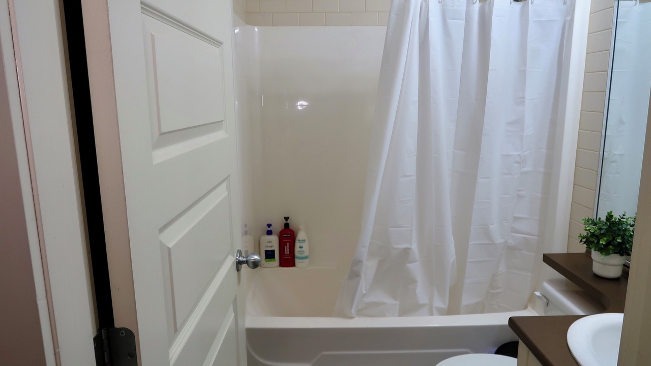 Photo of Bathroom in Walnut Grove