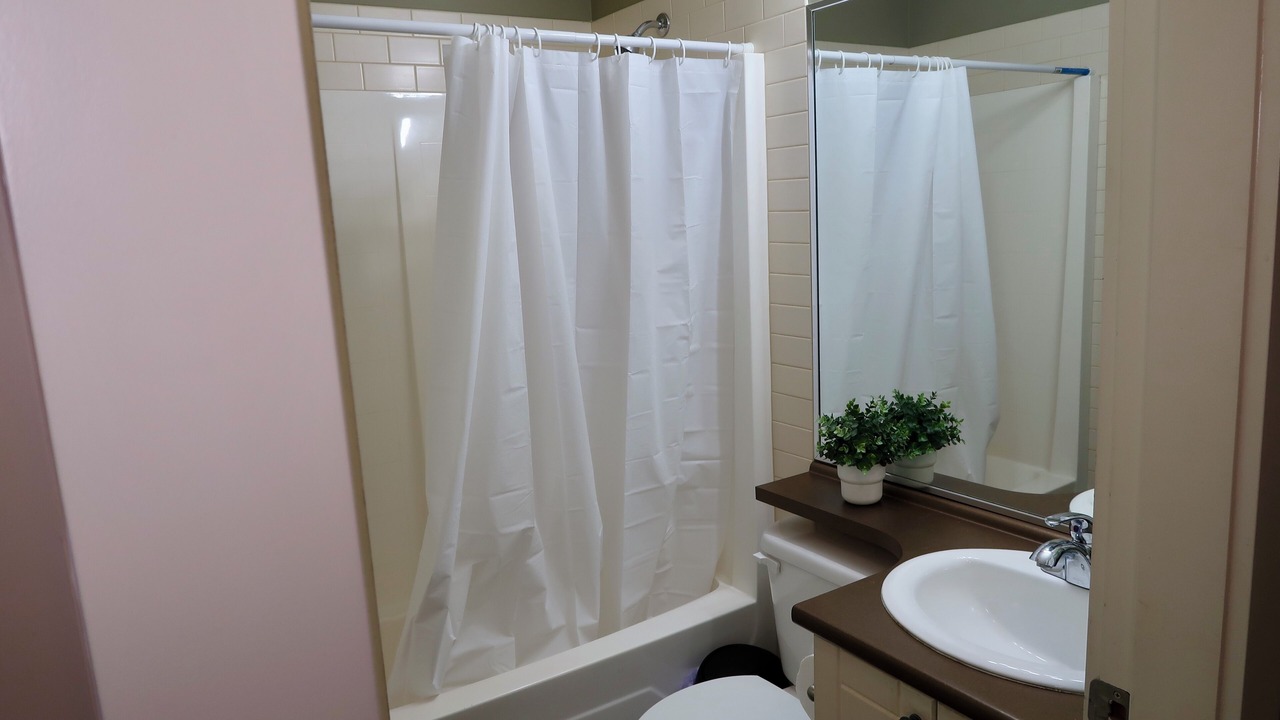 Photo of Bathroom in Walnut Grove